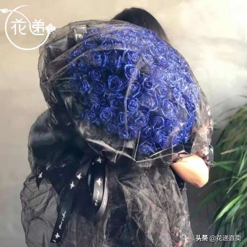 送玫瑰送什么品种,情人节送什么颜色的玫瑰比较好