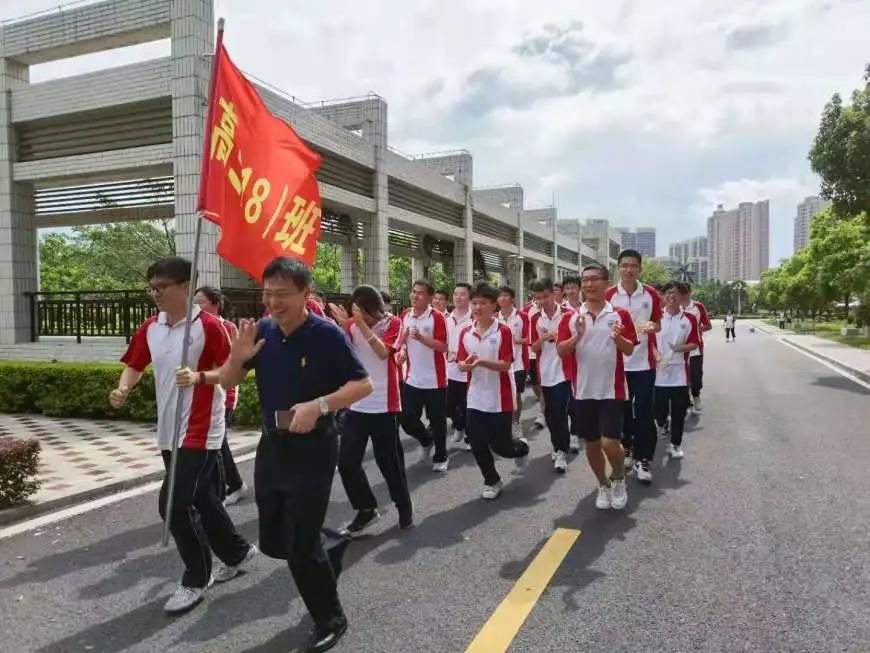 加油明天更美好,就在明天原版
