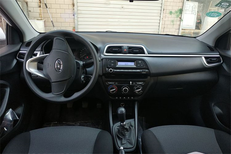 练手车最佳推荐新车自动落地7万,推荐几款3万内练手好车