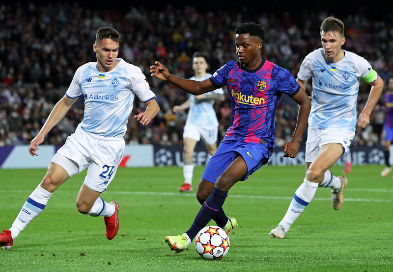 2018西班牙国家德比皇马3比1巴萨,2020至2021西班牙巴萨与皇马德比