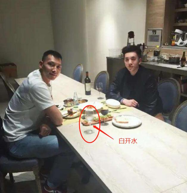 看看c罗的日常,姚明和c罗的伙食