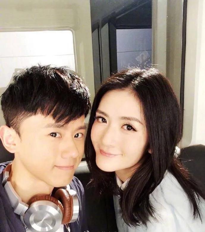 谢娜宣布二胎后哪期离开快本的,谢娜回归快本首秀与嘉宾互动