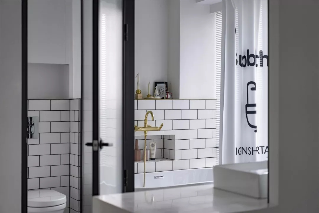 设计师-何海超/简单的特色、低调的奢华、憧憬美好的未来