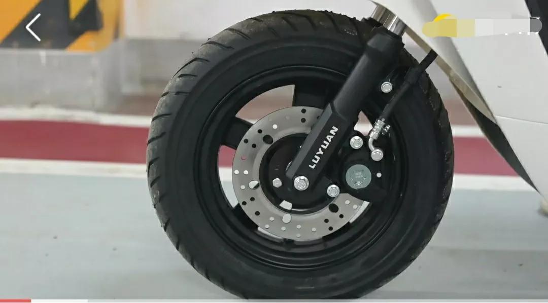 摩托车减震漏油最快解决方法,摩托车减震漏油的原因