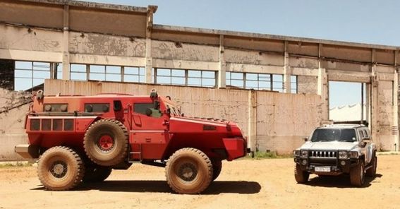 派拉蒙掠夺者vs悍马视频,marauder派拉蒙掠夺者