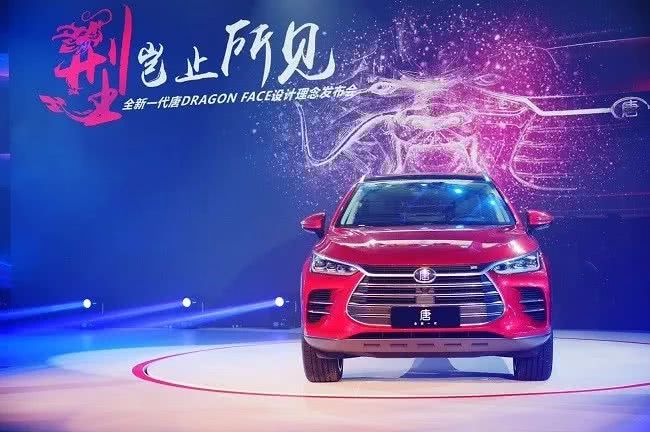 范冰冰阿玛尼高定,范冰冰造型师品牌大秀