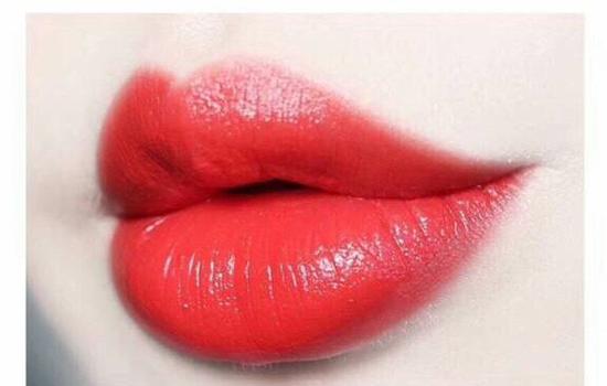 迪奥雕花999和普通款999,迪奥999系列的区别