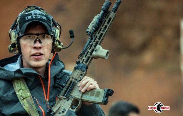 战术卢卡斯完整版,战术教父卢卡斯射击视频