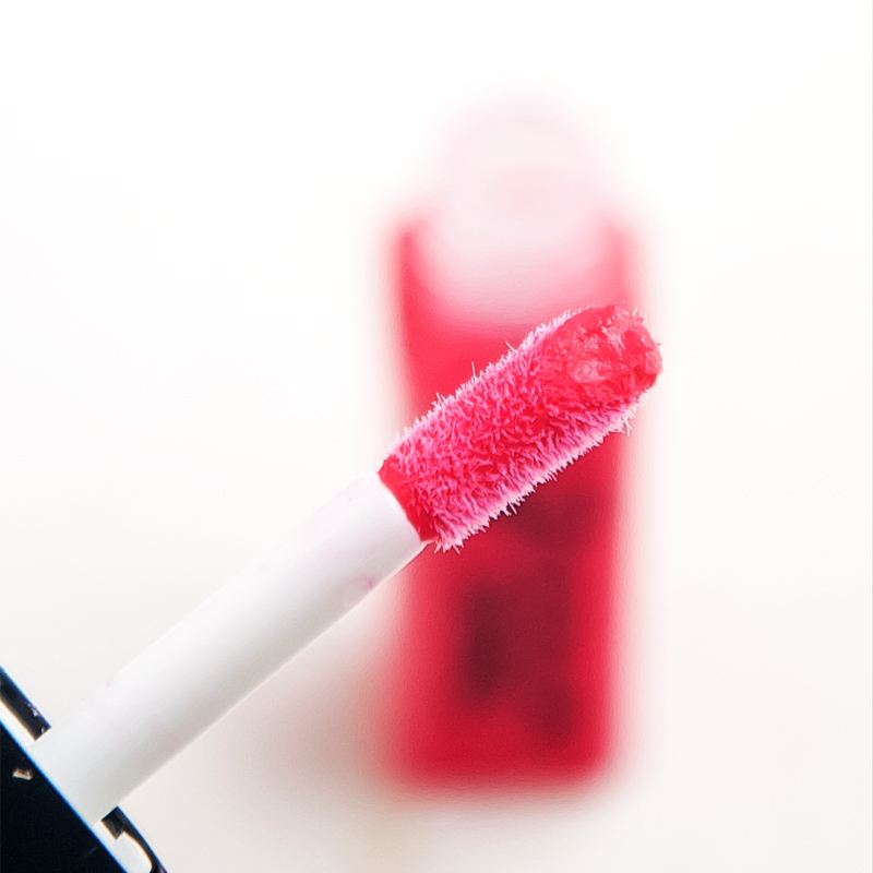 新手眼妆彩妆工具有哪些种类,彩妆教程日常化妆用品怎么用的