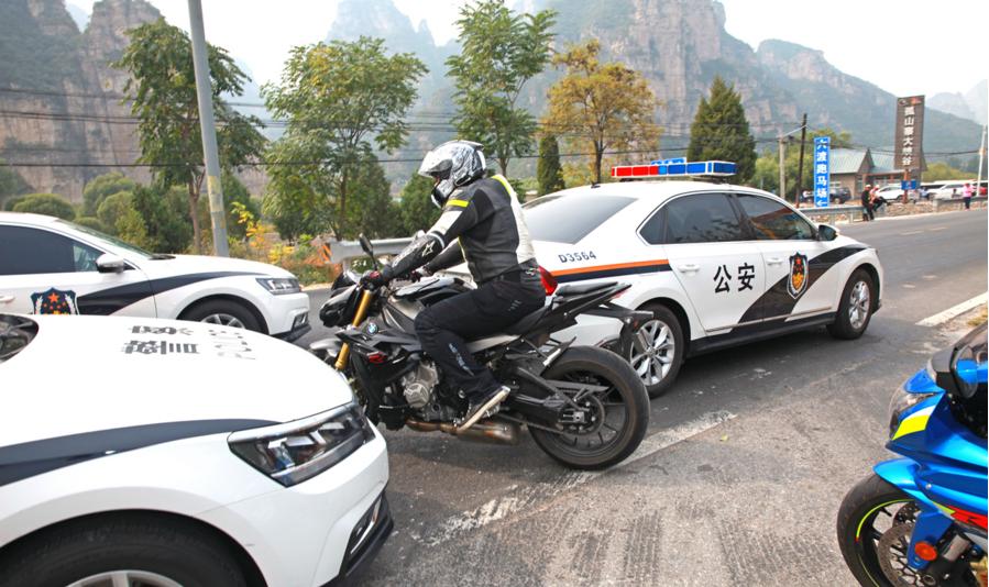 踏板摩托车比跨骑摩托车费油吗,125踏板摩托车费油什么原因