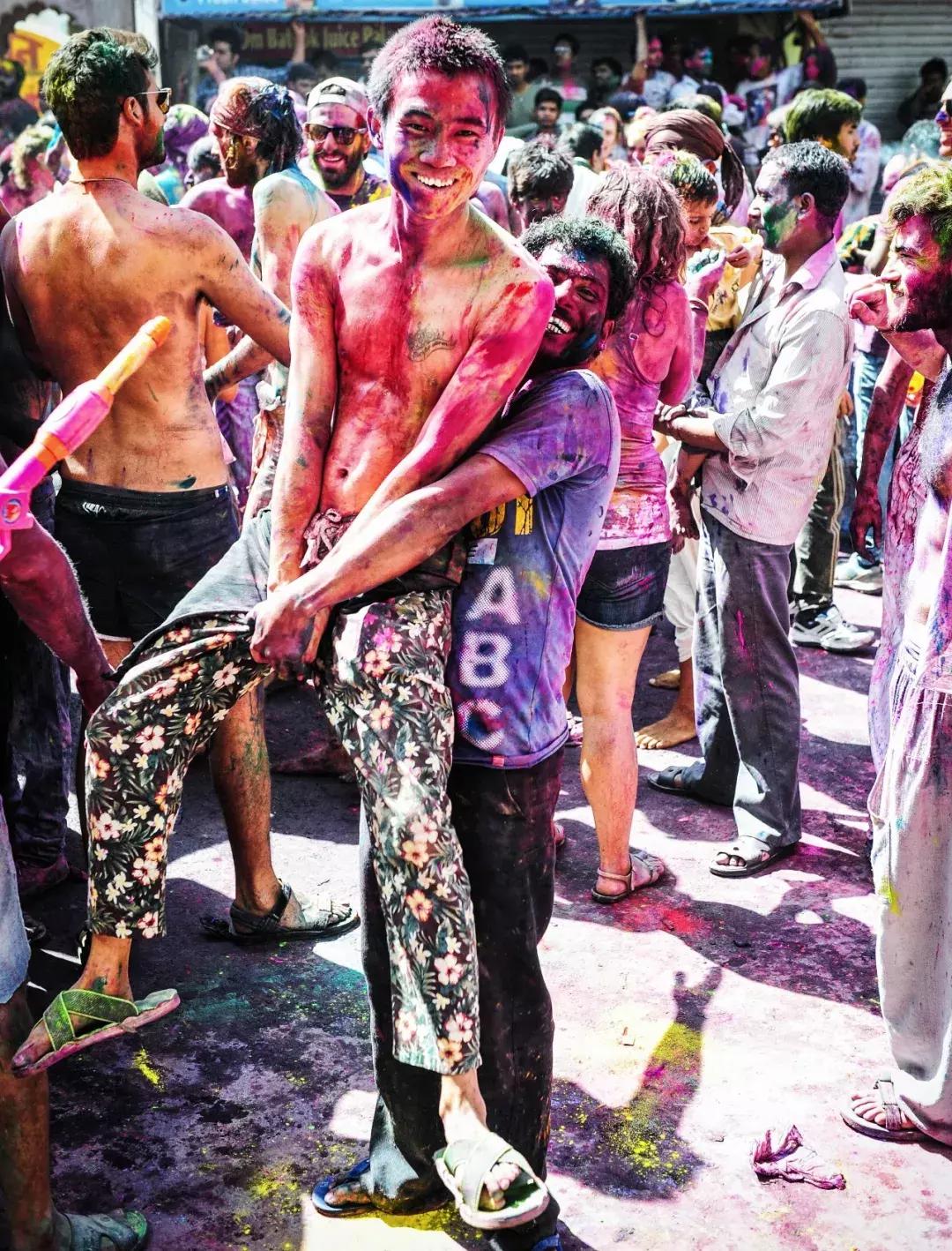 很色很燃很激情，普什卡的洒红节！