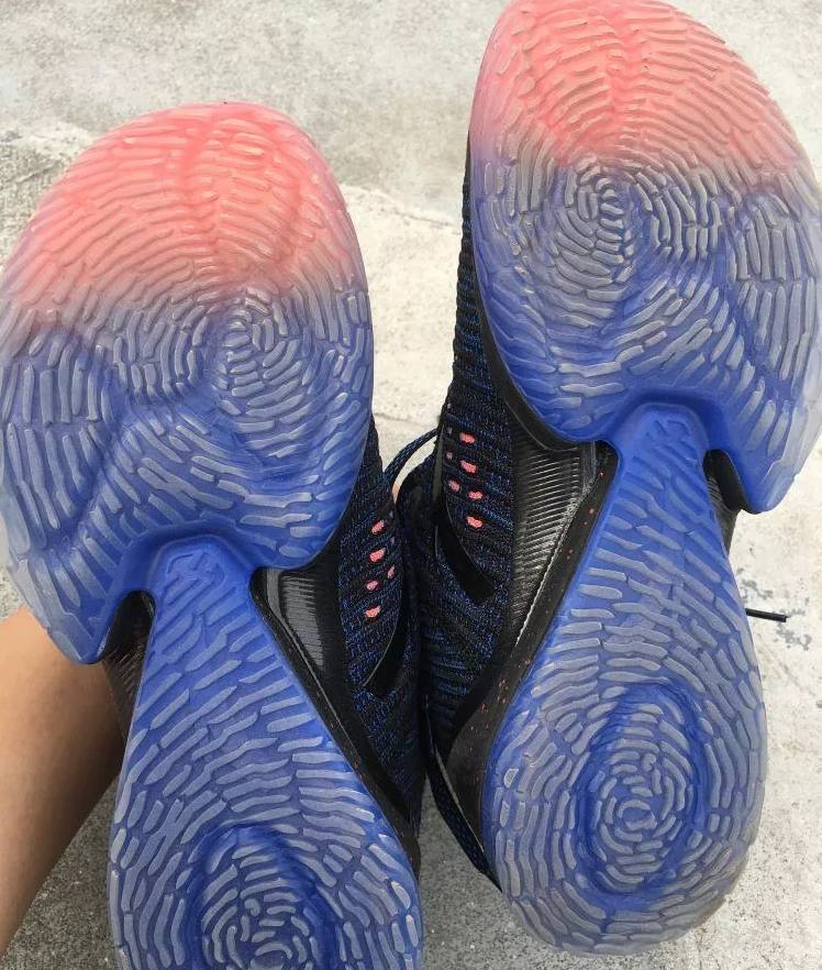 安踏kt3和kt4的区别,安踏kt3和kt4哪个比较好