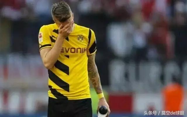 威斯特法布伦南看台罗伊斯,威斯特伦法罗伊斯