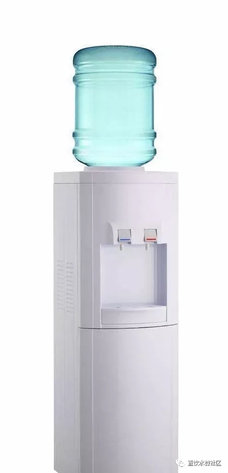 饮水机的水冷热可以一起喝吗,饮水机的水循环加热有危害吗