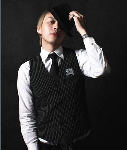 七岁小孩跳街舞很酷的感觉 (小孩喜欢跳的街舞又简单又好玩)