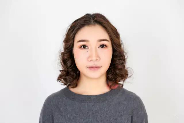 若隐若现的蕾丝面具妆︱彩妆