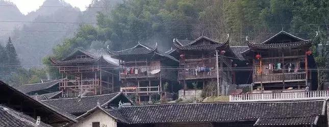 寤虹瓚涔嬬編閽熺伒姣撶,閽熺伒姣撶寤虹瓚椋庢櫙