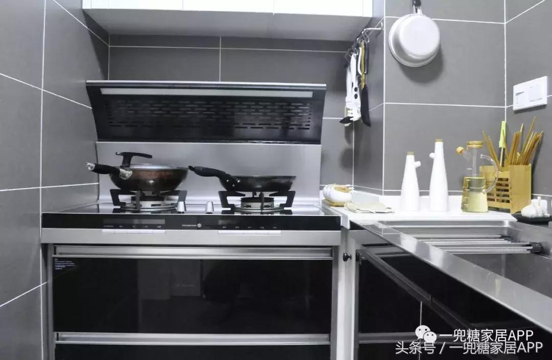 开放式厨房炒菜有什么办法没油烟,开放式厨房有没有油烟真实体验