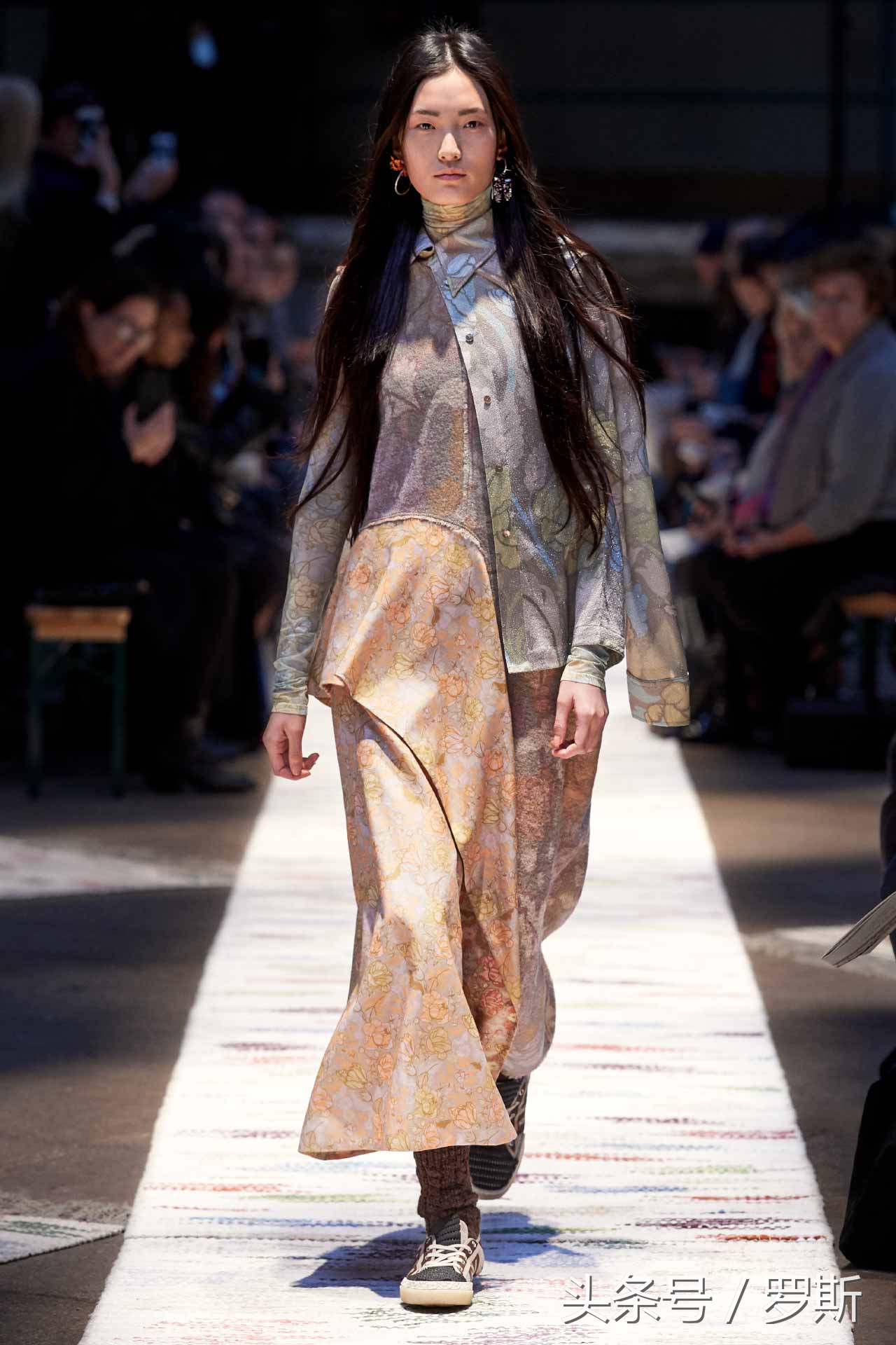 acnestudios女装发布会,巴黎时装周acnestudios品牌时装秀