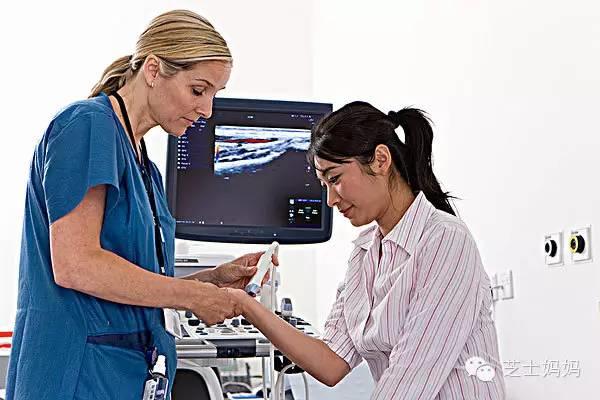 怀孕初期见红了都检查什么项目,40岁怀孕初期到医院检查哪些项目