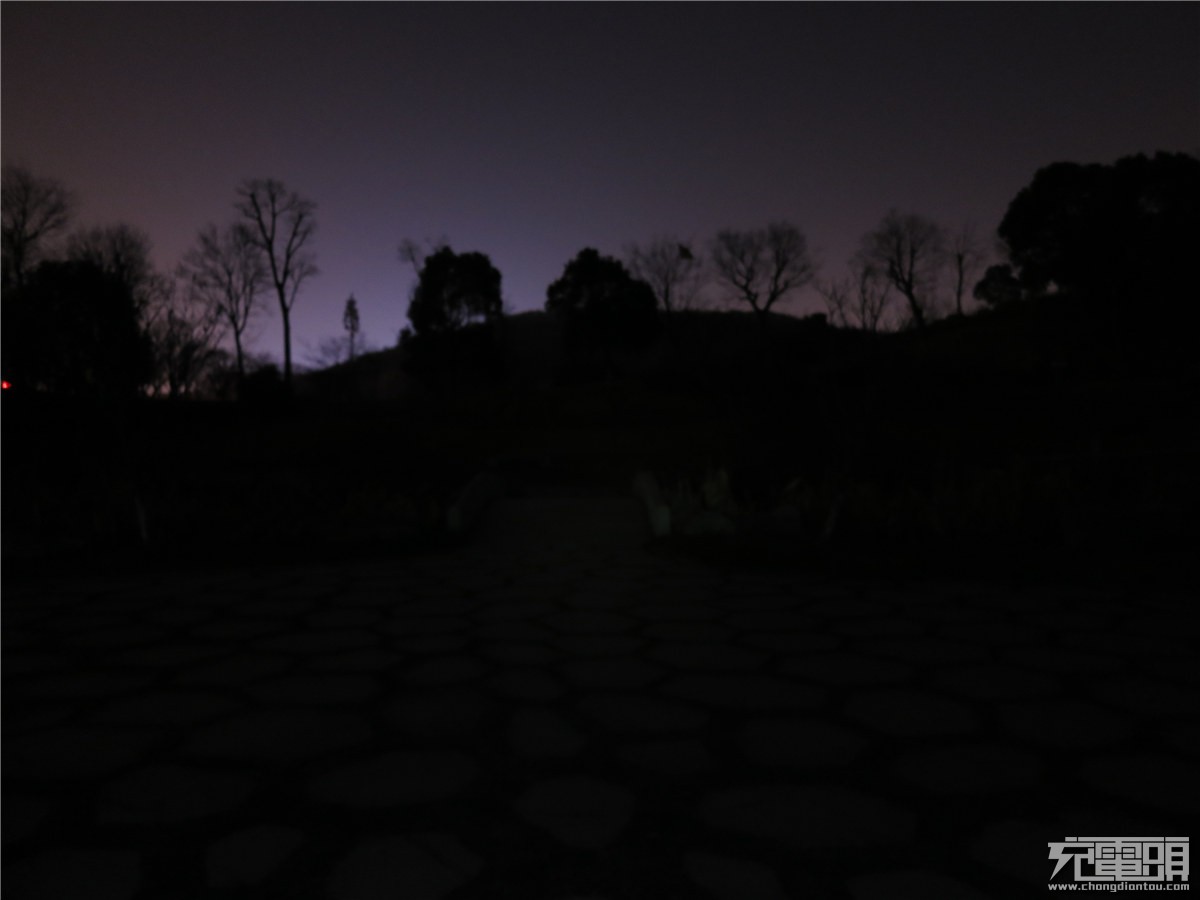 百变精灵ROFISR2手电入手体验