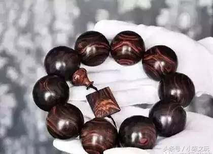 海南黄花梨紫油梨手串多少钱,黄花梨最顶级手串