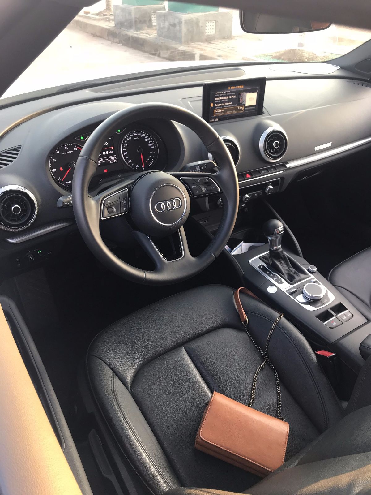 奥迪a3敞篷版点评,奥迪a3敞篷高级感视频