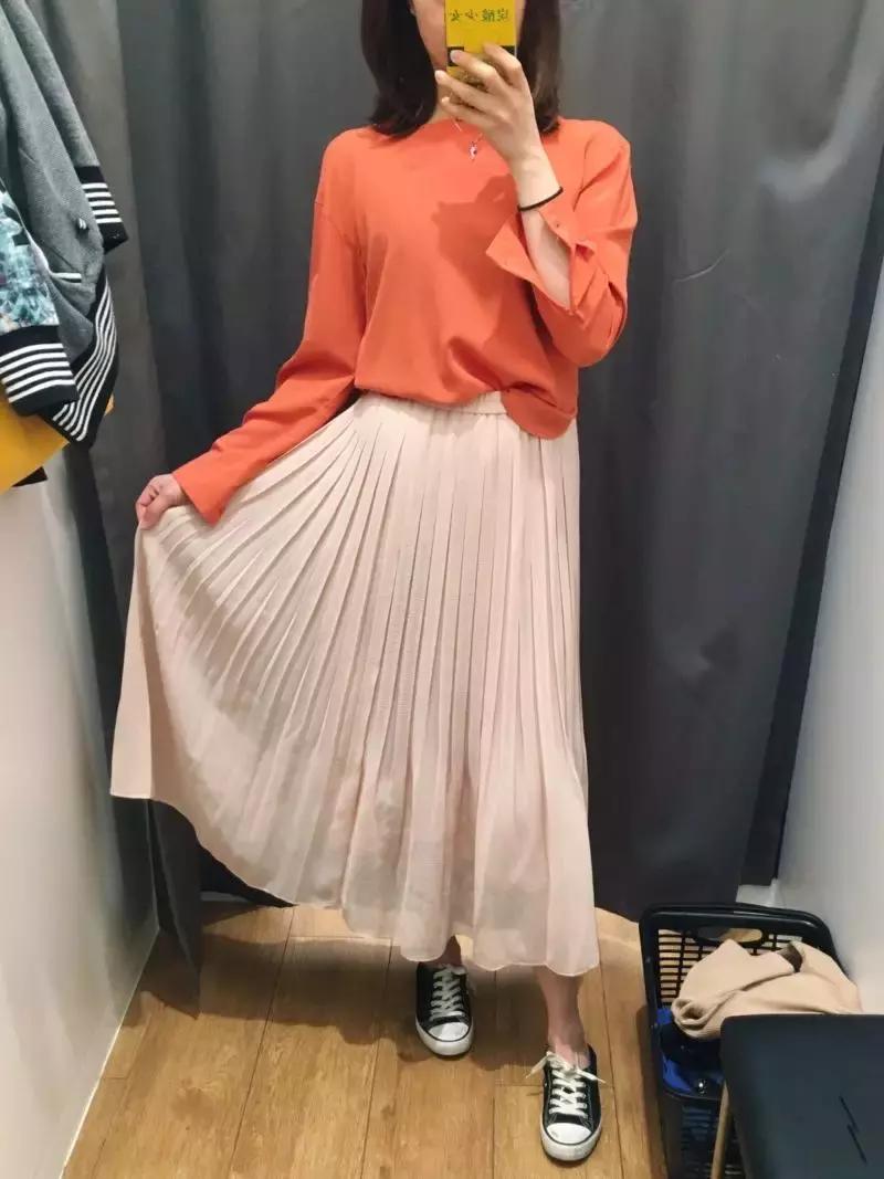 优衣库的试衣间是什么样子的,优衣库肥佬裤
