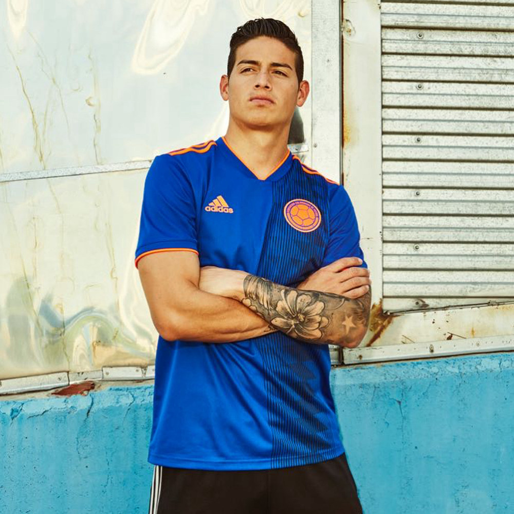 复古范儿+潮流范儿！这样的阿迪达斯世界杯球衣你还不满意？