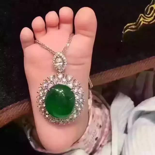 小朋友多大戴玉好,小朋友戴玉好不好