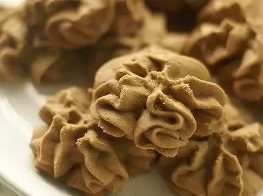 深圳制造的珍妮曲奇是真的吗 (珍妮曲奇好卖吗)