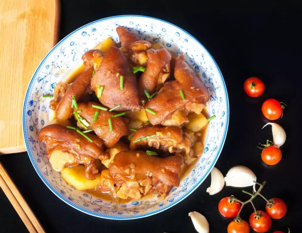 还在为色斑困扰吗,还在为祛斑而烦恼吗