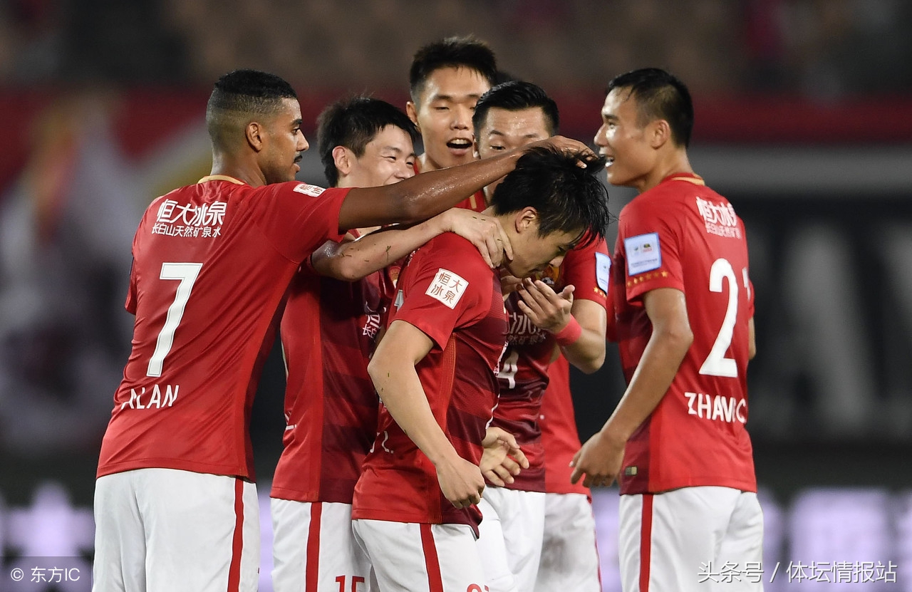 广州恒大新援邓涵文,广州恒大球员邓涵文在比赛中图片