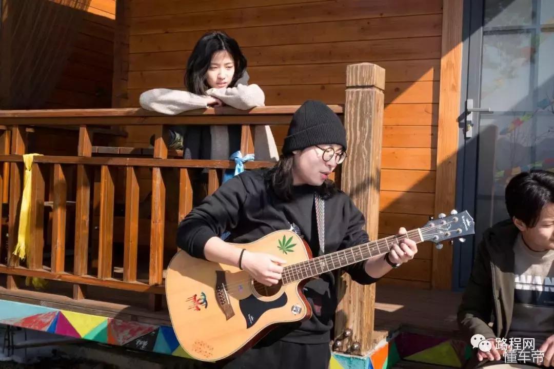 吉普赛青年,吉普赛人坐大篷车