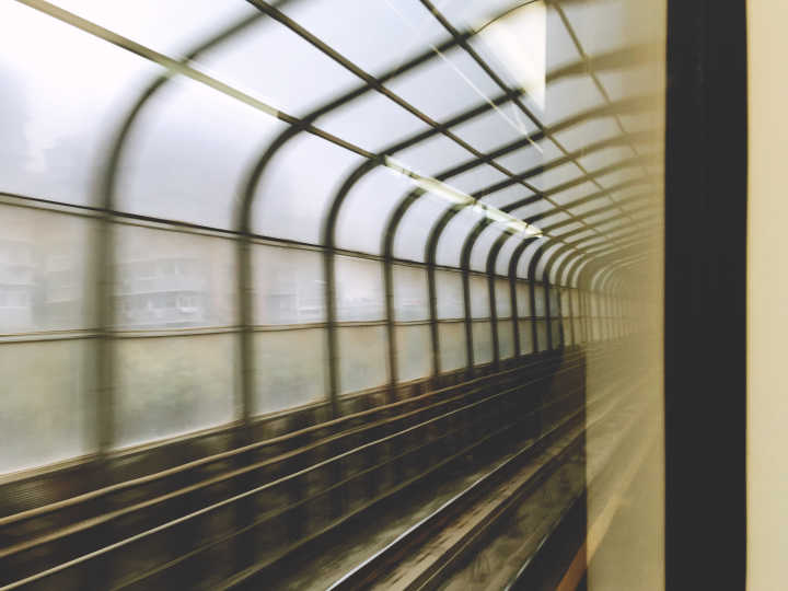 愿你眼里充满阳光笑里全是坦荡,愿你眼里装着太阳