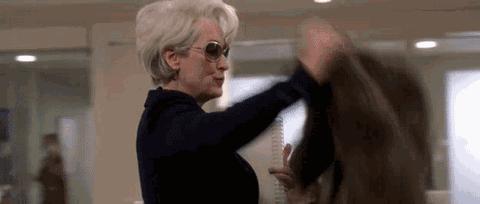 爱皮草爱蹭照、做微商搞代言，揭秘时尚芭莎女王——苏芒