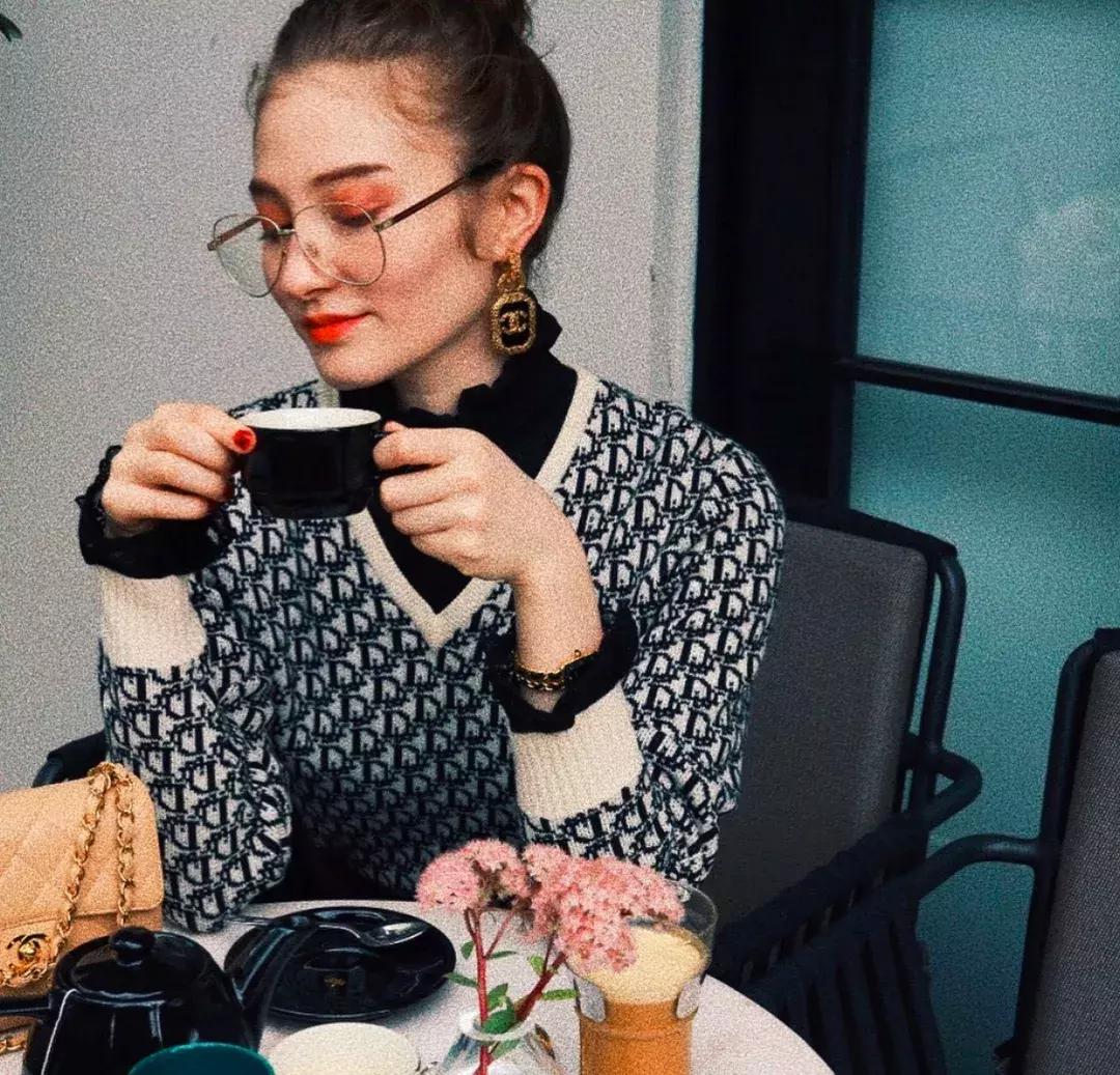 loewe包与celine包哪个更好,200元怎样能淘到好手机