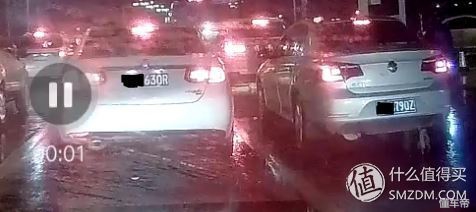 行车记录仪装上去怎么设置,行车记录仪装卡位置