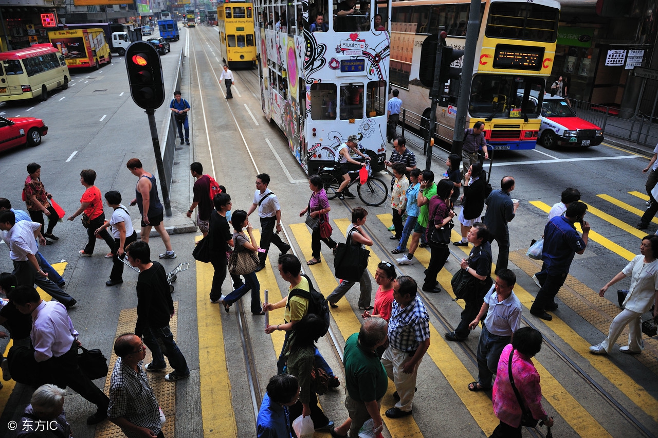 长篇故事《楼上的高跟鞋》胆小勿入！