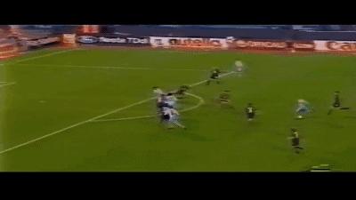 贝隆射门,贝隆踢球风格