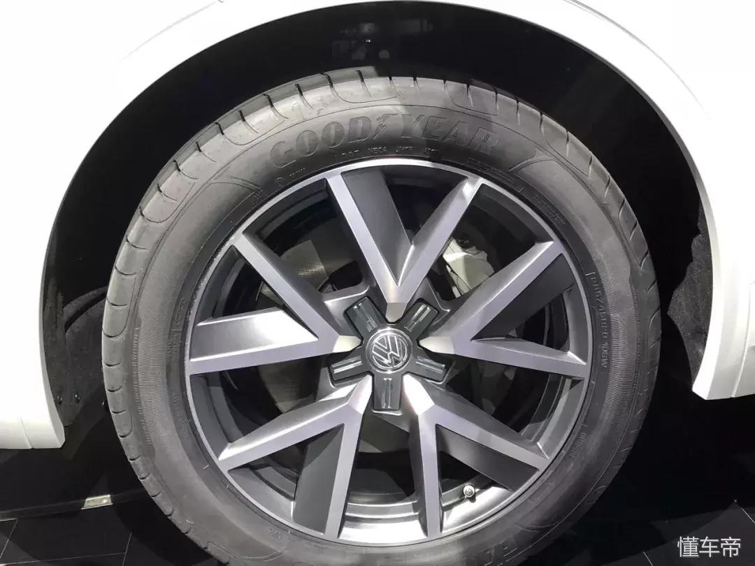 全新途锐新款车型,全新一代途锐不负旗舰之名