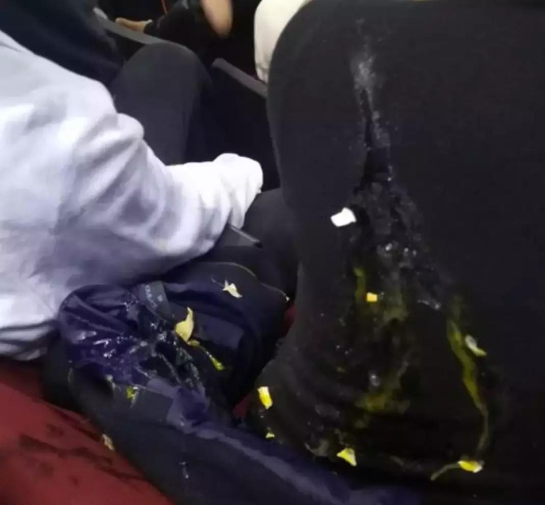 不就看个CBA！干嘛往我身上扔鸡蛋？？？|10件事