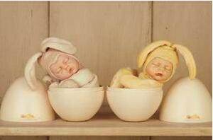 宝妈们新生儿黄疸需要治疗吗,关于新生儿黄疸的正确治疗方法