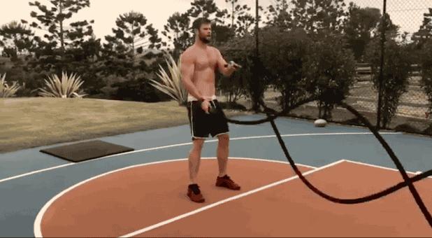 发现一枚比杜江更宠妻，比小贝会带娃的男神！颜值高更顾家的男神