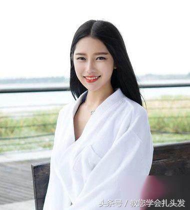 这个季节最流行的发型谁扎谁好看,春季发型扎法简单又好看中短发