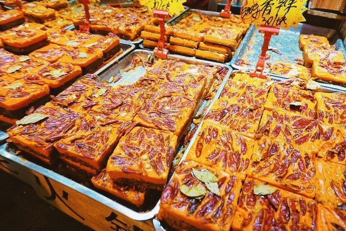 重庆是个美丽的山城,重庆去感受你走过的路