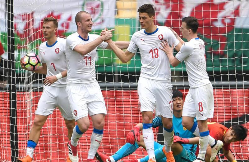 两场10球！上半场1-0领先的是国足二队范晓东成福将或被重用​