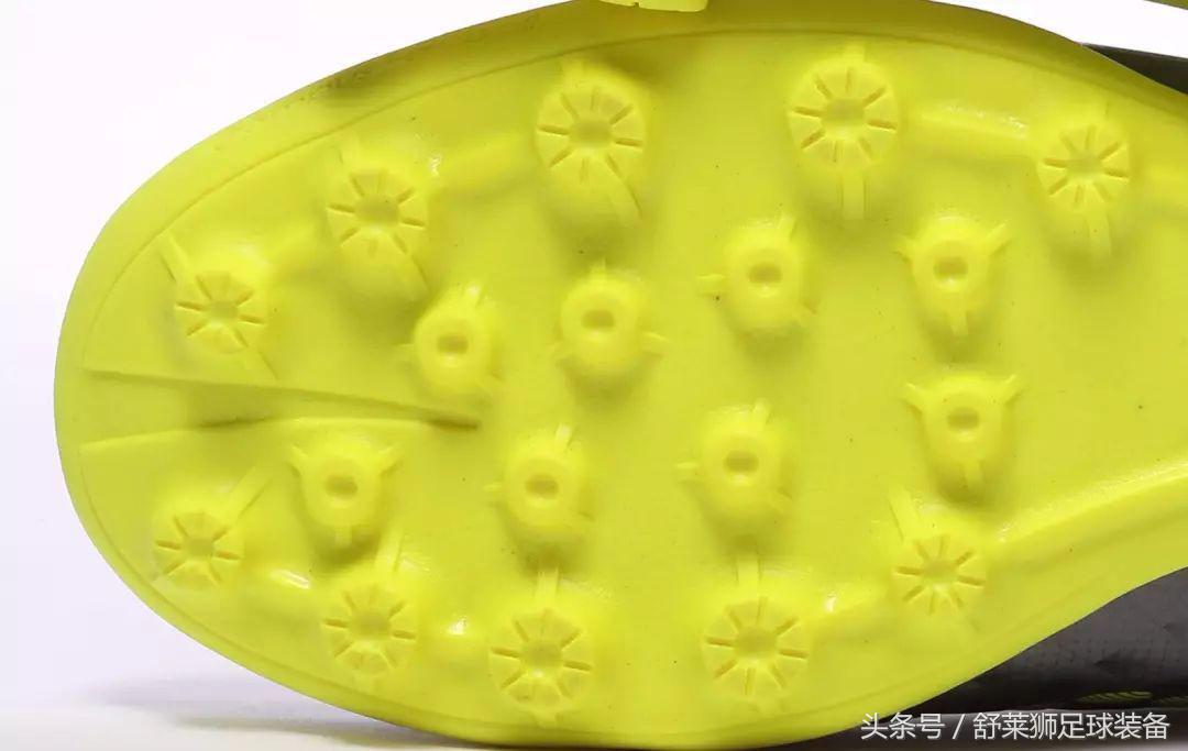 为足球而生的鞋,舒莱狮足球鞋长什么样