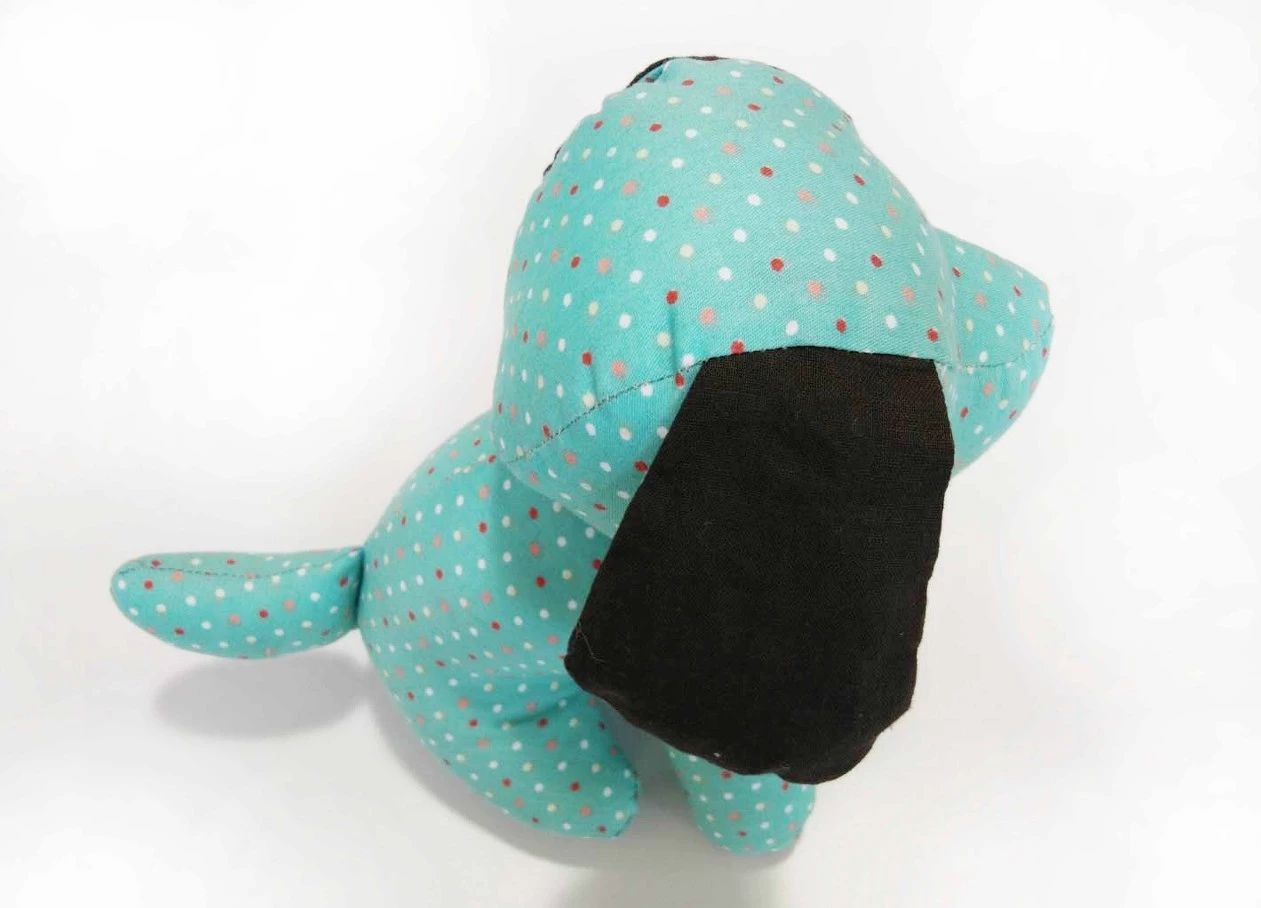 做狗狗玩偶的教程,怎么样用狗狗的毛做一个小型玩偶