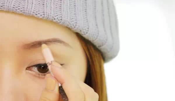 眉毛很淡适合用什么画眉毛,如何画适合自己的眉毛新手